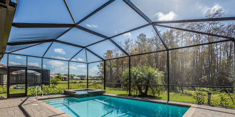 Pool Enclosures in Walker, Louisiana